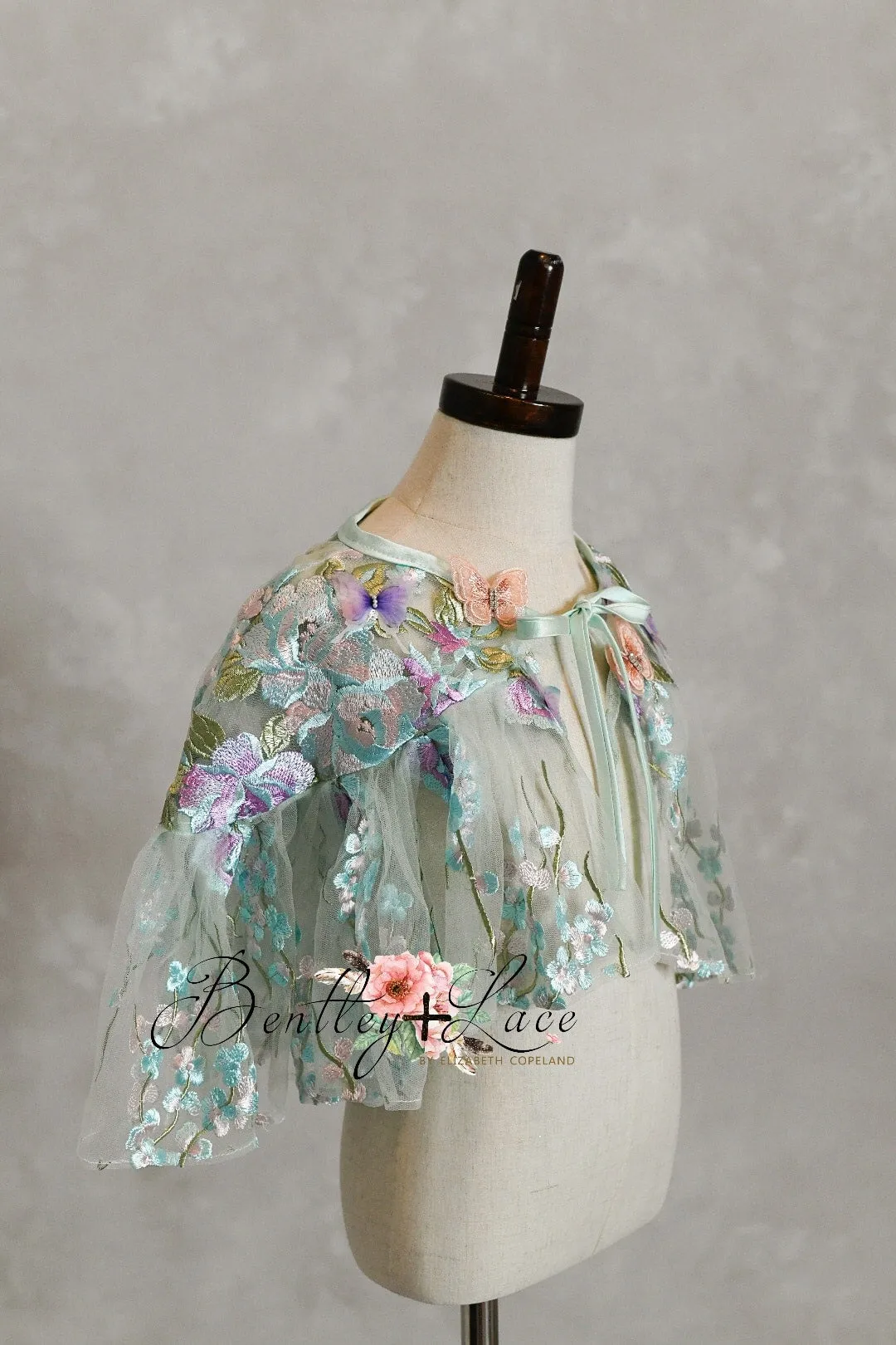 Gardenia  Floral Cape