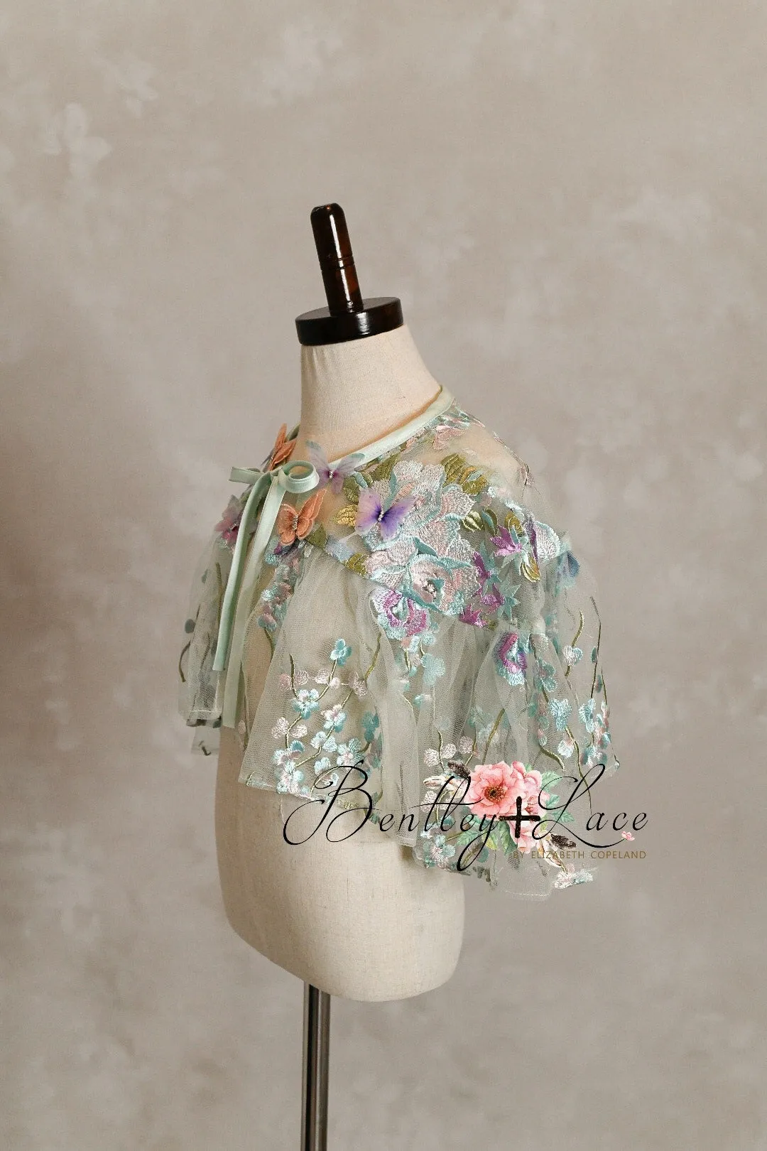 Gardenia  Floral Cape